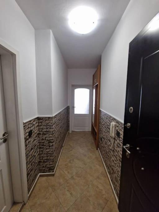 Cozy Central Apartment In Outskirts Of Old Sofia Exterior photo